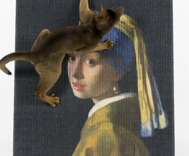 Copycat Cat Scratcher, Girl with the Pearl M